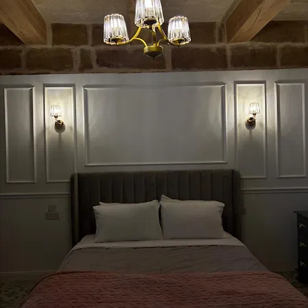 Ta' Marta דירה *